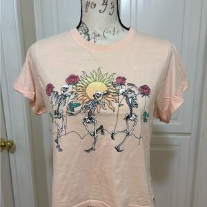 Vibe Soft Peach Tee